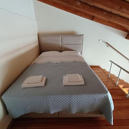 Mary'S Bright Apartment - Corfu Old Town Bagian luar foto