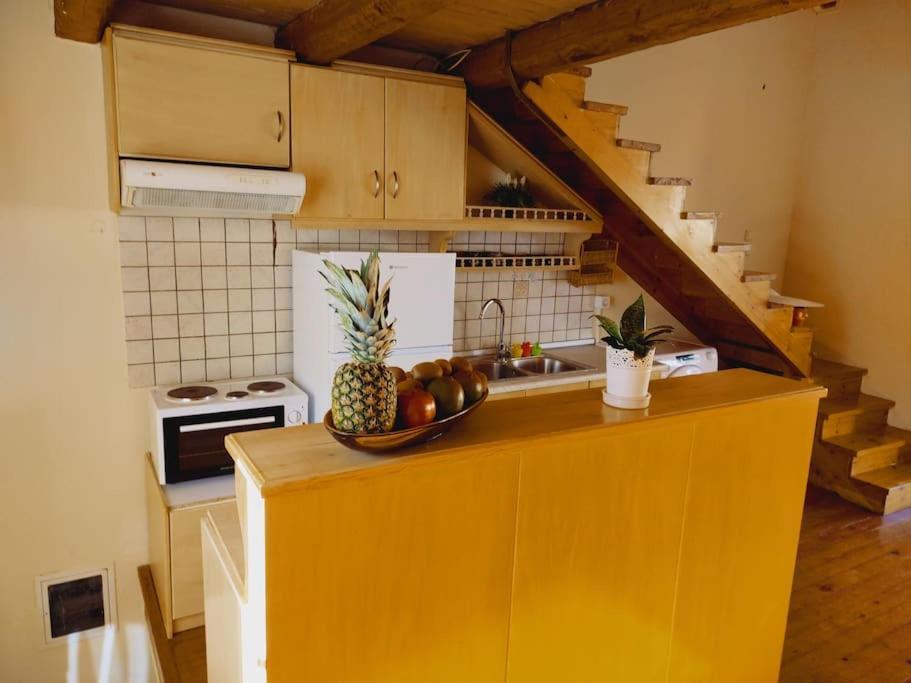 Mary'S Bright Apartment - Corfu Old Town Bagian luar foto